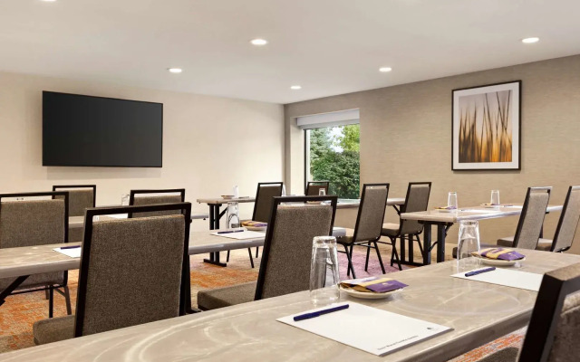 DoubleTree by Hilton Columbus Dublin