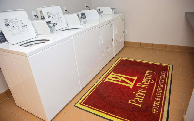 Parke Regency Hotel & Conf Ctr, BW Signature Collection