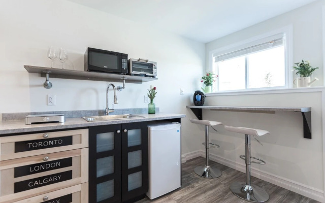 Whale House Guest House