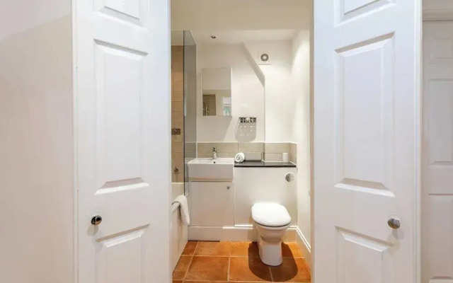 Quaint Fulham Retreat: Cozy 1-bedroom Pied-à-terre