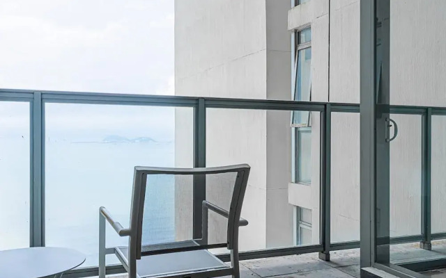w Comfy 1BR w Fantastic Balcony in YOO