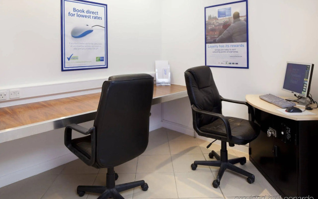 Holiday Inn Express Cambridge by IHG