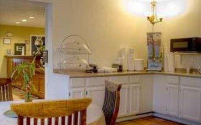 Santa Fe Suites