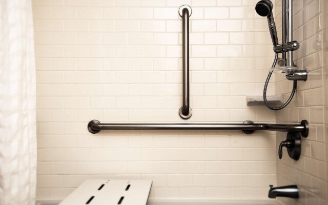 Embassy Suites by Hilton Memphis East Germantown Area