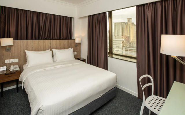 Macau Hotel S