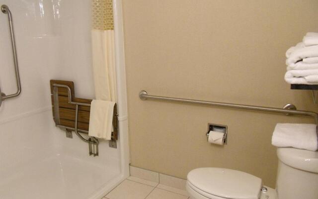 Humphry Inn & Suites