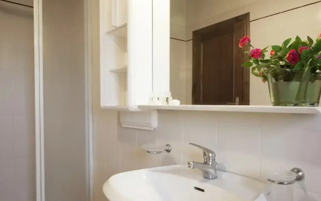 Beautiful Farmhouse in San Vivaldo With Swimming Pool