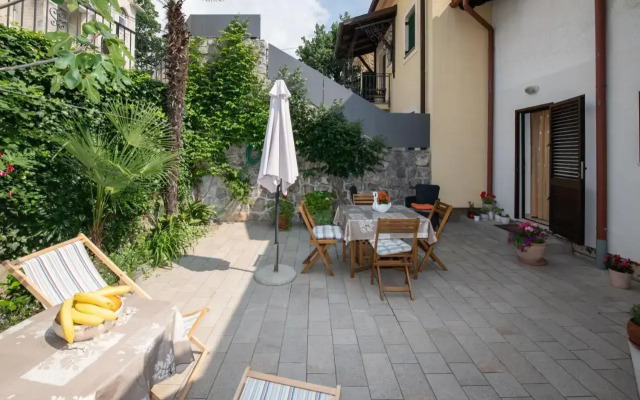 Studio apartman Tasha