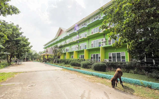 OYO 920 Saensukkho Hotel And Resorts