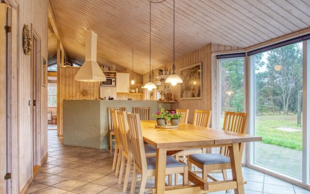 10 Person Holiday Home in Fjerritslev