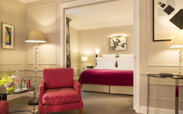 Le Burgundy Paris