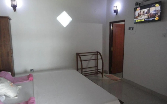 Sapara River Guest 600m Beach
