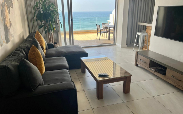 503 Marbella Beachfront Apartment