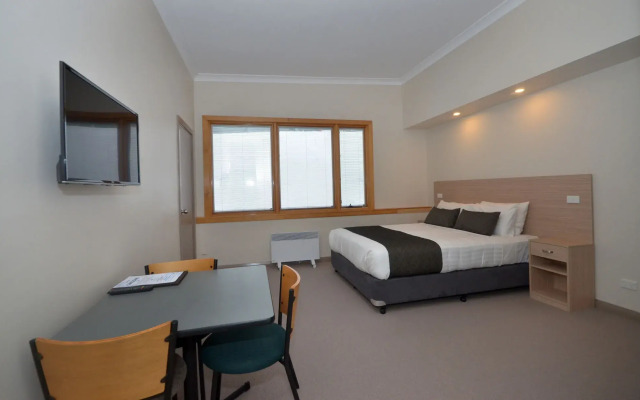 Smiggins Hotel
