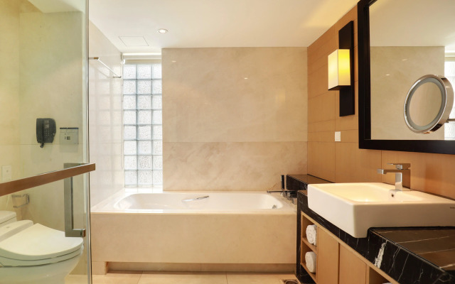 Crowne Plaza Dhaka Gulshan, An Ihg Hotel