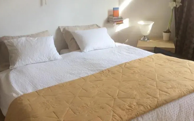 B&B Glancingview