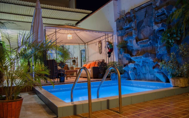 Hostal Latino