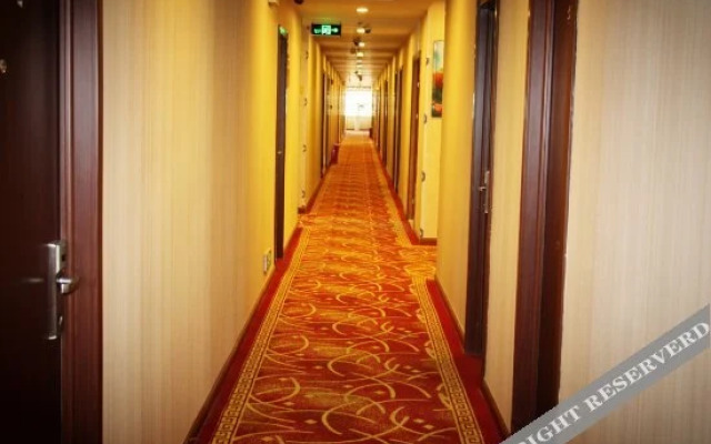 Yijia Business Chain Hotel
