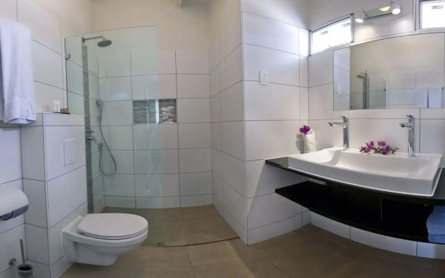 Blue Bay Lodges