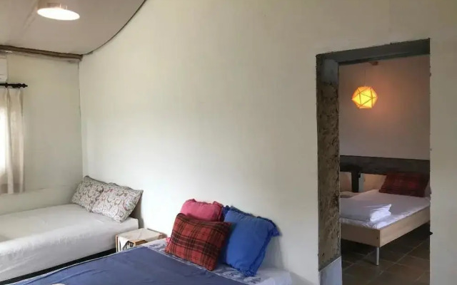 Yellow and Black Guesthouse
