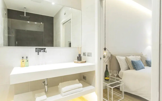 Erïk Langer S.Sofia Suites