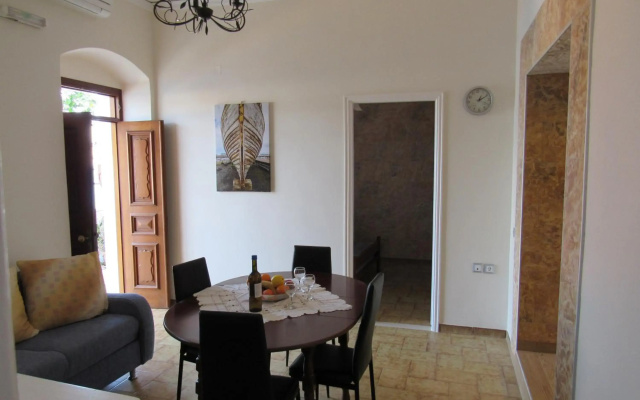 Pitini Sevasti house