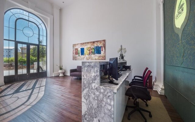 La Palm Serviced Apartment