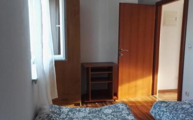 Niko Apartment
