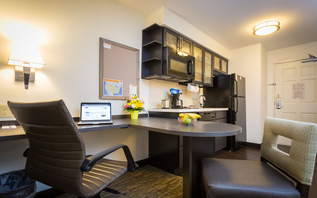Candlewood Suites Sidney by IHG