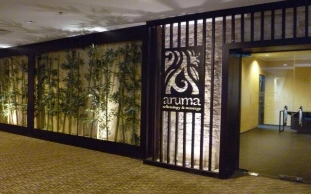 Harmoni One Convention Hotel & Service Apartments