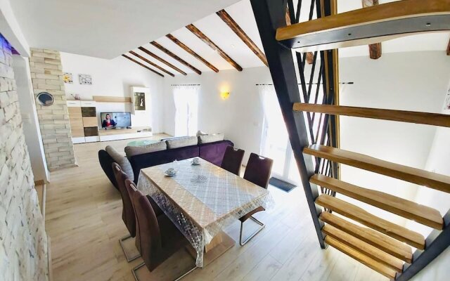 Apartments and Rooms Viskic