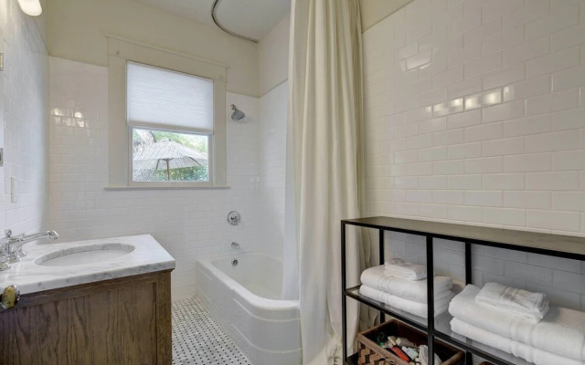 Modern Charm