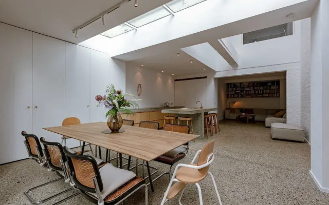 Beautiful Bright and Spacious Home in Antwerp