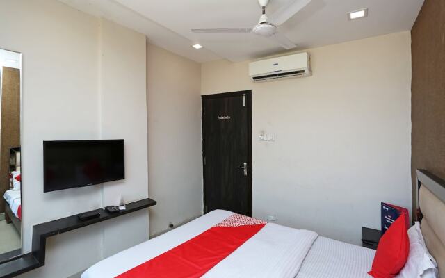 OYO 6325 Hotel Kiran