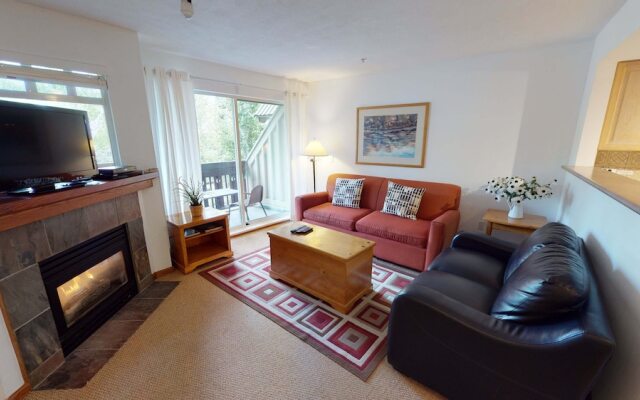 Stoney Creek Lagoon - Whistler Premier