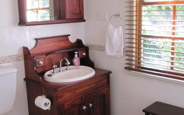 Sutton Forest Cottage – Bathroom – Sutton Forest