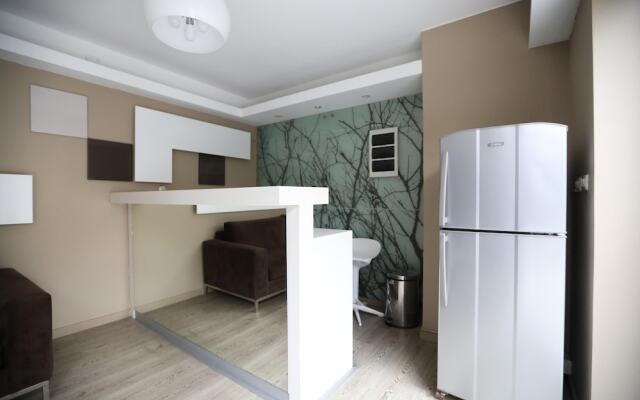 2BDR APT w/ pool & gym - Barranco!