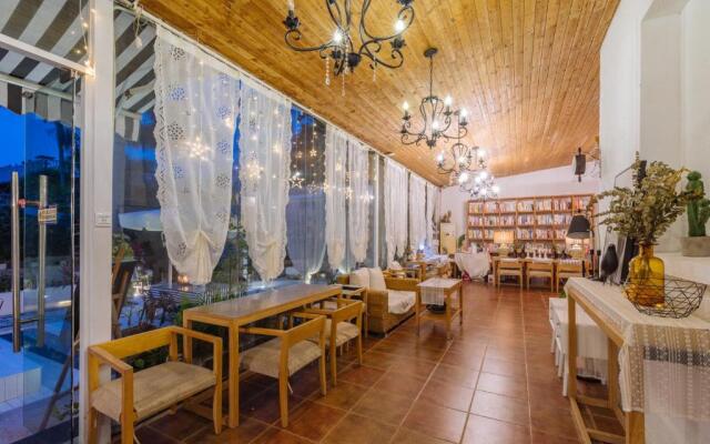Floral Hotel Roman Holiday Seaview Villa