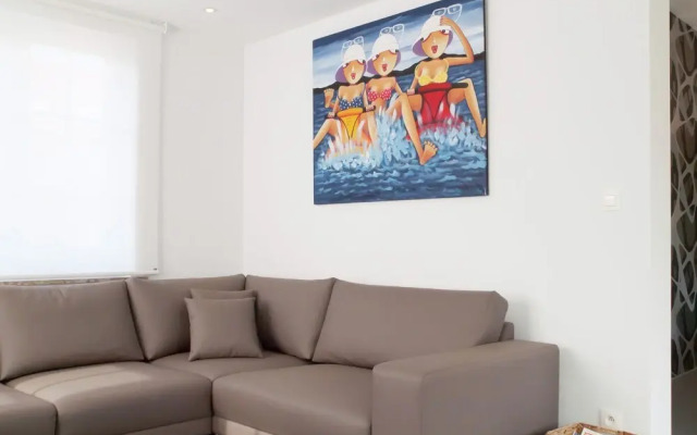 Fabulous luxury villa with spacious garden in Nieuwpoort.