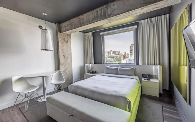 Hotel Zero 1