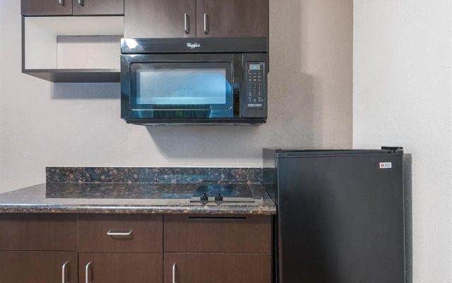 Motel 6 New Iberia, LA