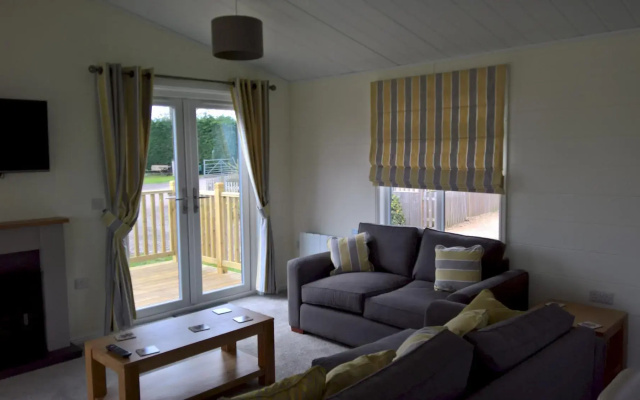 Three Bedroom Lodge 2