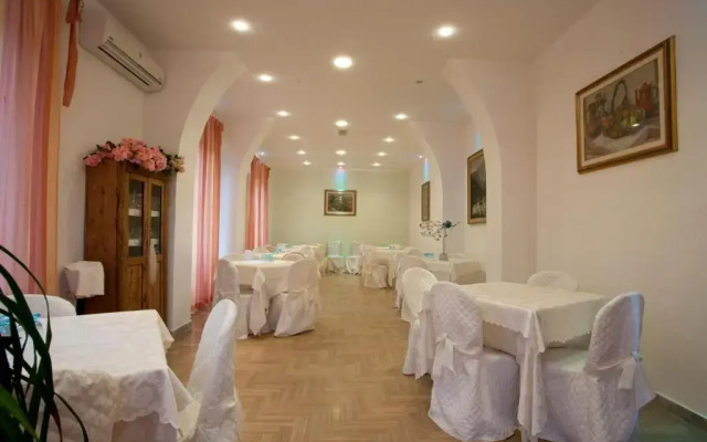 Hotel Ristorante Grappolo D'Oro