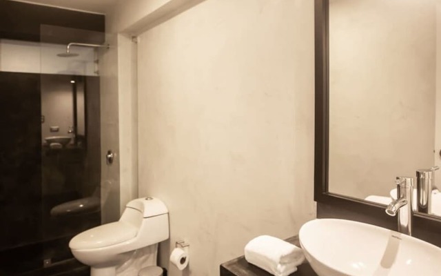 w Minimalist 1BR w AC in Miraflores