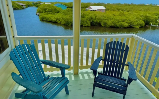 Utila Seabreeze Vacation Apartments