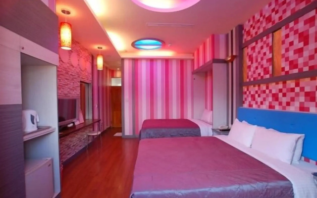 Cherry Blossom Motel