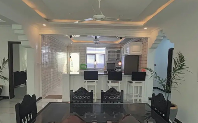 Ayaa Apartment