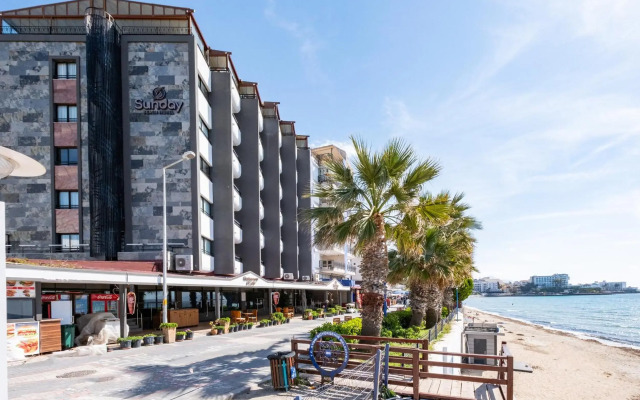 Sunday Beach Hotel