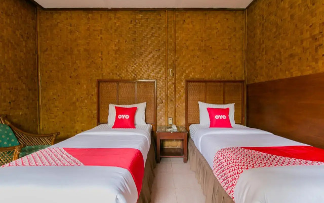 1924 Hotel Rafflesia