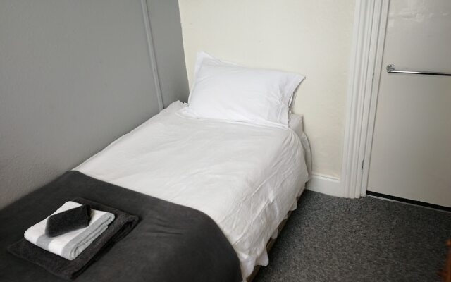 Victoria Guest House